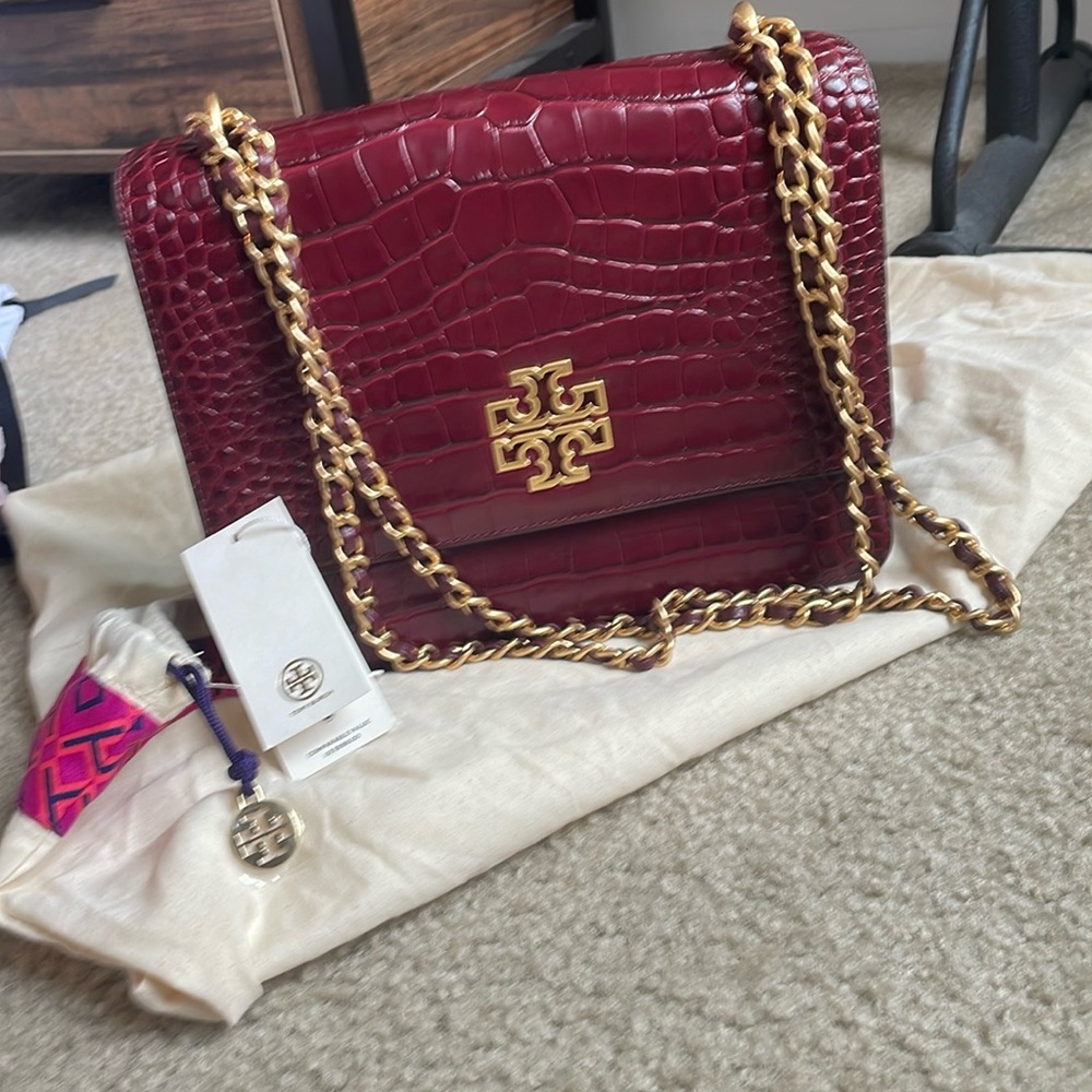 NWT Tory Burch Britton Croc Medium Adjustable Shoulder Bag